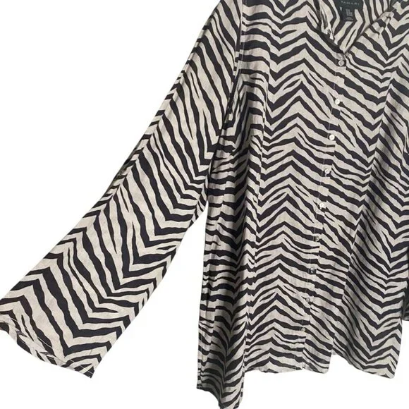 (2) Tahari linen tunic blouses 3X green brown stripe - Picture 11 of 12